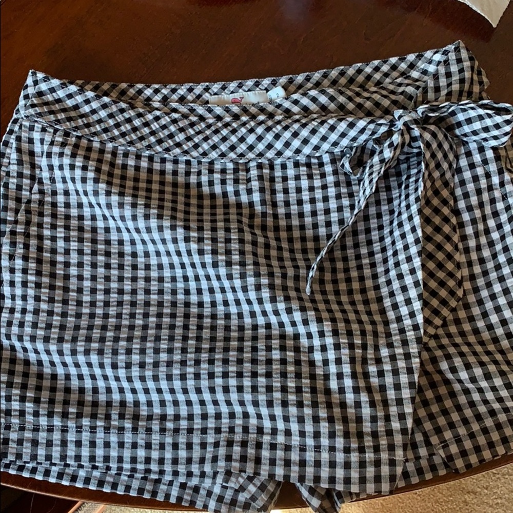 vineyard vines skort Size 2. Never worn or washed